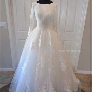 Long Sleeve Royal Wedding Dress
